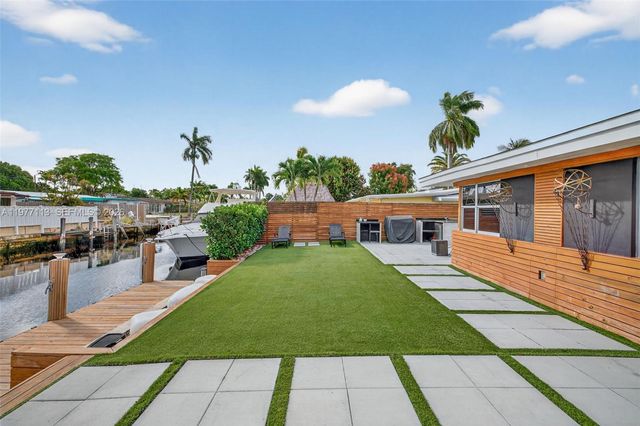 2436 Cat Cay Ln, Fort Lauderdale, FL 33312