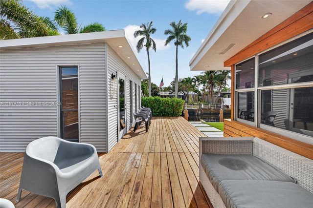 2436 Cat Cay Ln, Fort Lauderdale, FL 33312