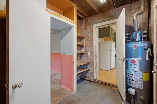 932 Florida Street SE, Albuquerque, NM 87108