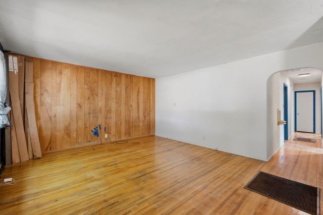 932 Florida Street SE, Albuquerque, NM 87108