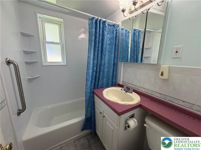 1035 South Jefferson Street, Allentown City, PA 18103