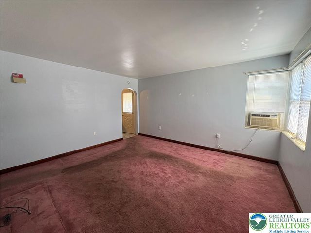 1035 South Jefferson Street, Allentown City, PA 18103