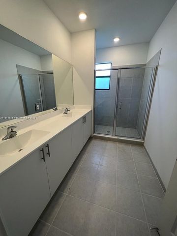 28511 SW 134th Ct 28511, Homestead, FL 33033