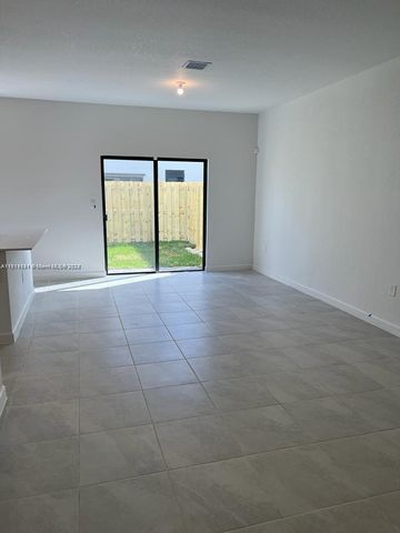 28511 SW 134th Ct 28511, Homestead, FL 33033