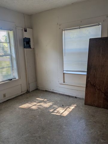 402 E 6th Avenue, Buena Vista, GA 31803