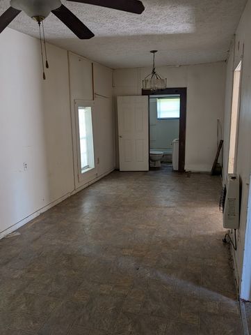 402 E 6th Avenue, Buena Vista, GA 31803