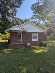 402 E 6th Avenue, Buena Vista, GA 31803