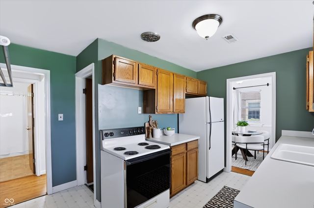 5614 Rosslyn Avenue, Indianapolis, IN 46220
