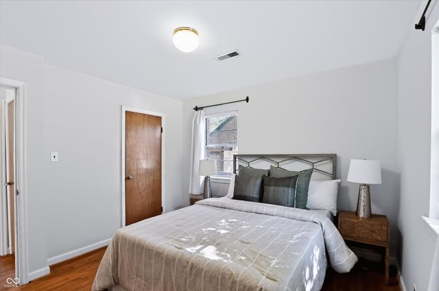 5614 Rosslyn Avenue, Indianapolis, IN 46220