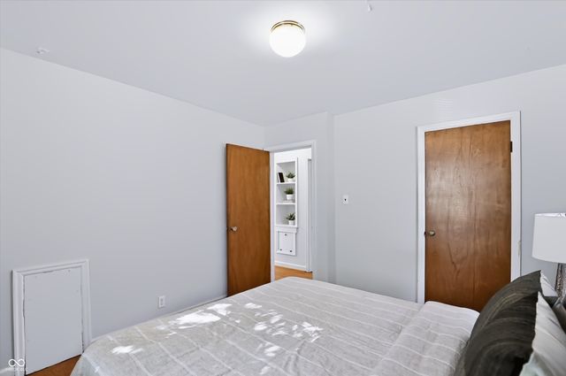 5614 Rosslyn Avenue, Indianapolis, IN 46220