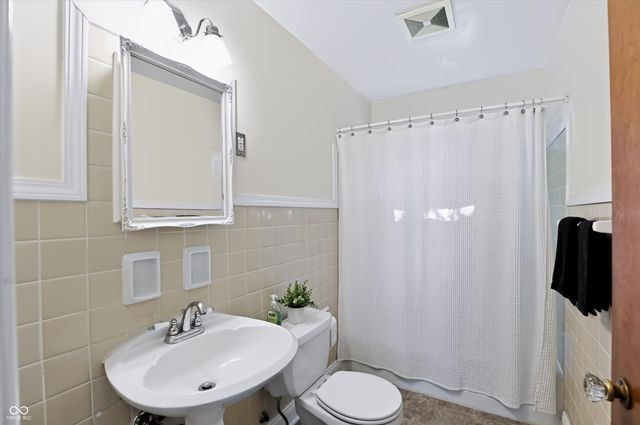 5614 Rosslyn Avenue, Indianapolis, IN 46220