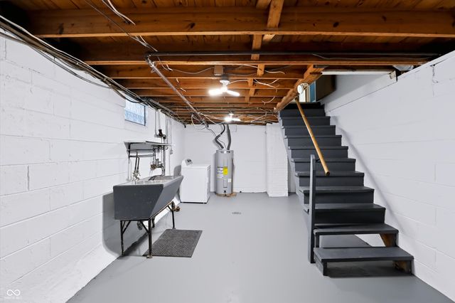 5614 Rosslyn Avenue, Indianapolis, IN 46220
