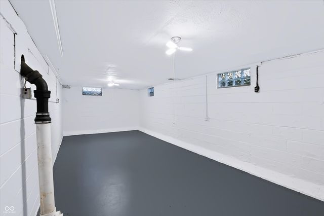 5614 Rosslyn Avenue, Indianapolis, IN 46220
