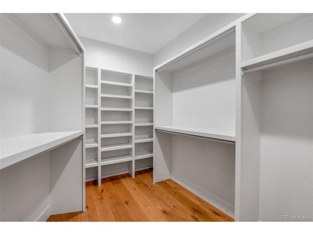 3565 Beeler Ct, Denver, CO 80238