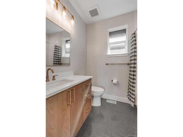 3565 Beeler Ct, Denver, CO 80238