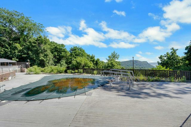 342 Sierra Vista Lane 342, Valley Cottage, NY 10989