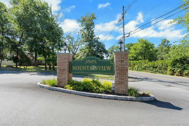 342 Sierra Vista Lane 342, Valley Cottage, NY 10989