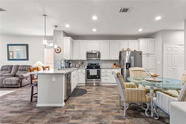 2282 Felipe Drive, Bullhead City, AZ 86442