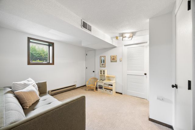 11954 Eldorado Street NW, Coon Rapids, MN 55433