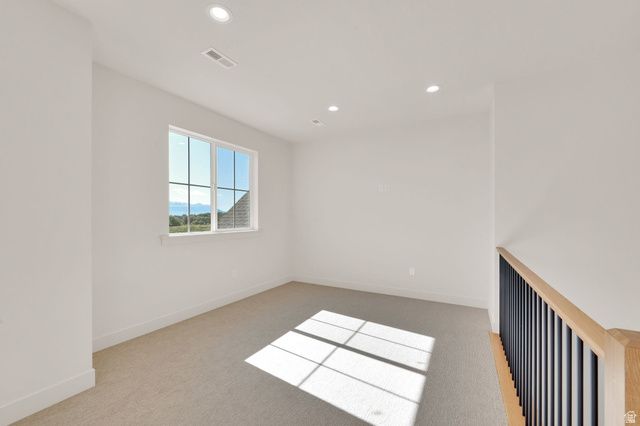 169 N HUSKER LN, Saratoga Springs, UT 84045