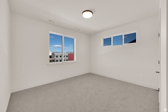 169 N HUSKER LN, Saratoga Springs, UT 84045