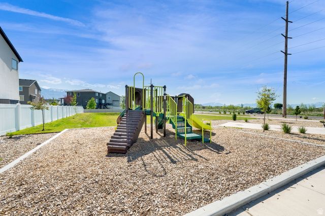 169 N HUSKER LN, Saratoga Springs, UT 84045