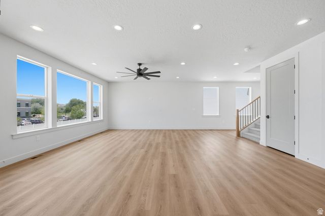 169 N HUSKER LN, Saratoga Springs, UT 84045