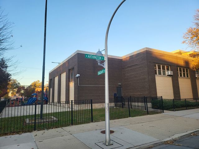 3059 W Arthington Street, Chicago, IL 60612