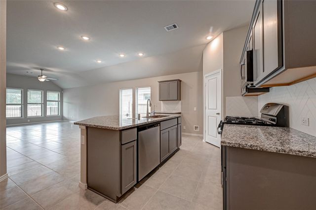 3110 Rising Fir Lane, Conroe, TX 77385