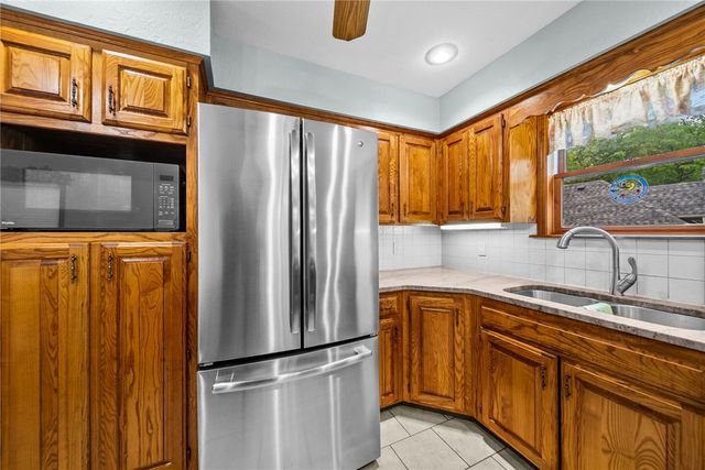 11920 White Oak Drive, Garfield, AR 72732