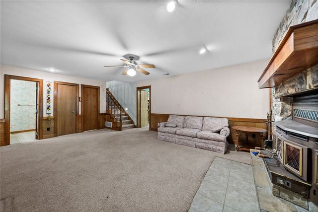 11920 White Oak Drive, Garfield, AR 72732