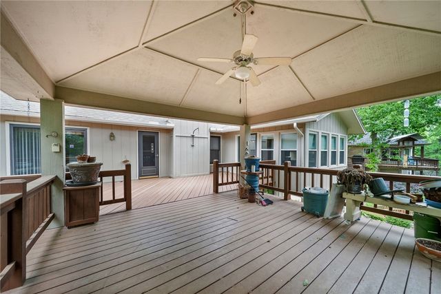11920 White Oak Drive, Garfield, AR 72732
