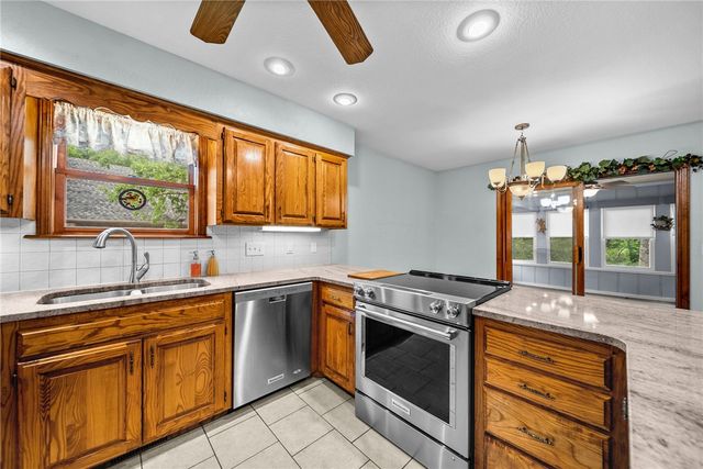 11920 White Oak Drive, Garfield, AR 72732