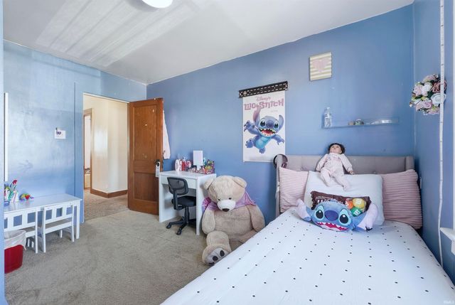 326 Lexington Court, Fort Wayne, IN 46806