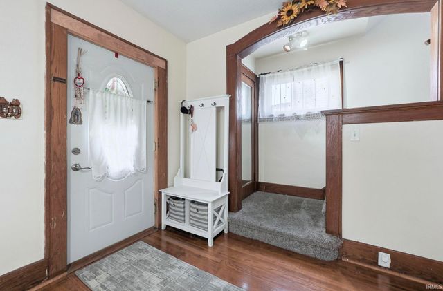 326 Lexington Court, Fort Wayne, IN 46806