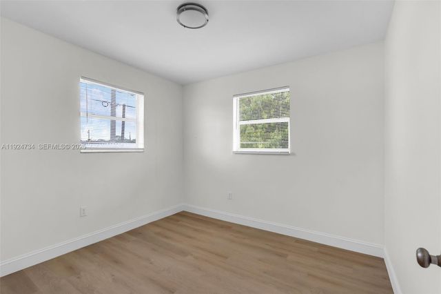 18350 SW 105th Ave 1, Miami, FL 33157