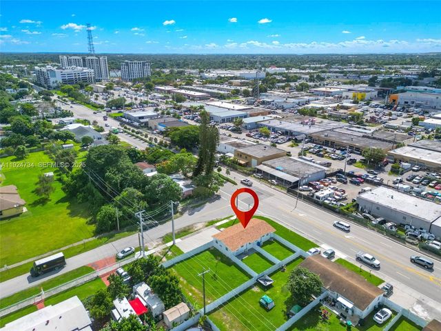 18350 SW 105th Ave 1, Miami, FL 33157