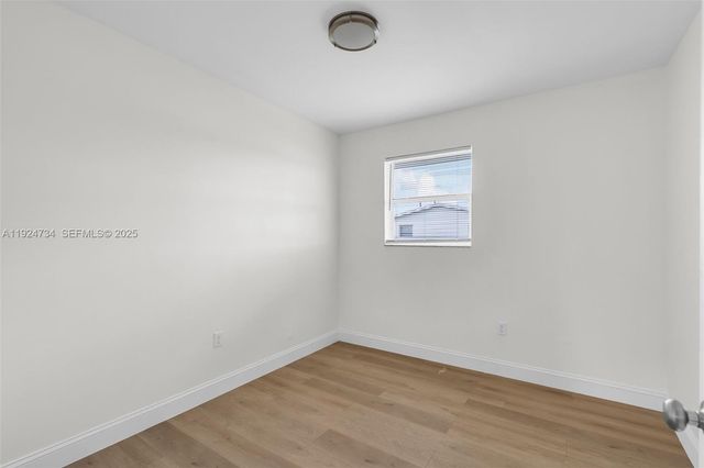 18350 SW 105th Ave 1, Miami, FL 33157