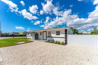 18350 SW 105th Ave 1, Miami, FL 33157