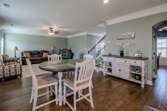 417 Newport Avenue, Kathleen, GA 31047