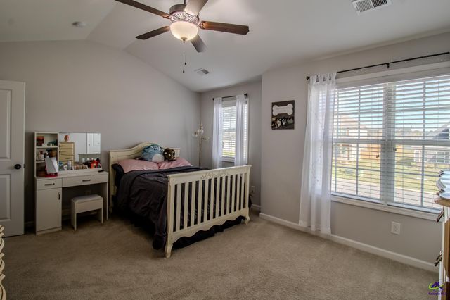 417 Newport Avenue, Kathleen, GA 31047