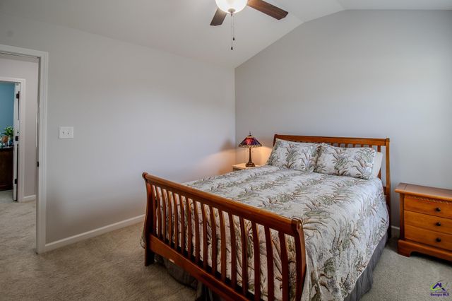 417 Newport Avenue, Kathleen, GA 31047