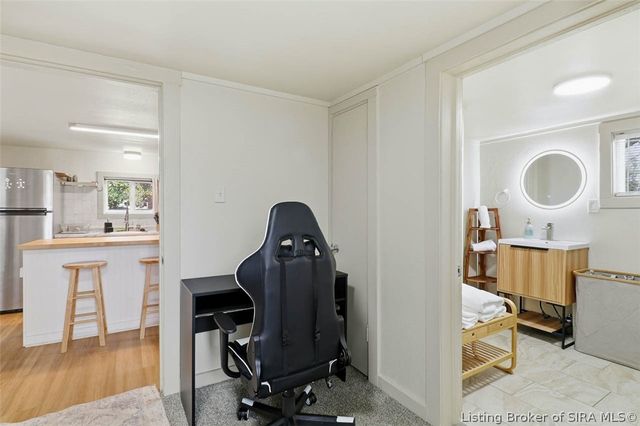 626 E 8th Street, Jeffersonville, IN 47130