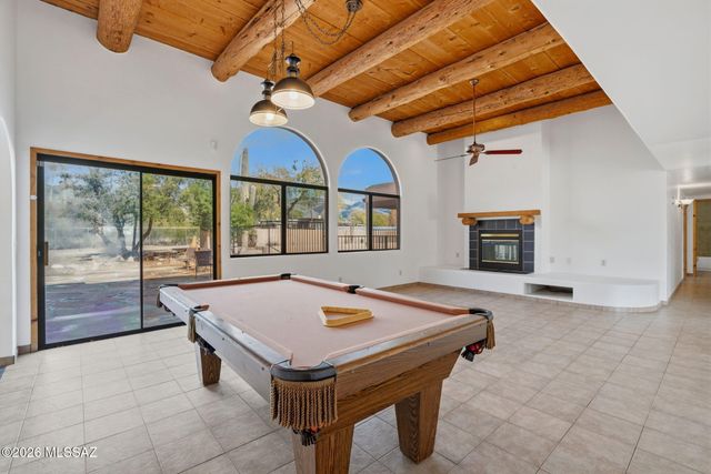 11201 E Hash Knife Circle, Tucson, AZ 85749