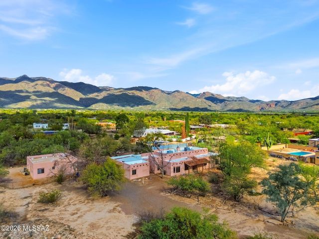 11201 E Hash Knife Circle, Tucson, AZ 85749