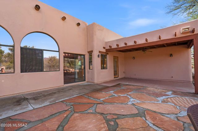 11201 E Hash Knife Circle, Tucson, AZ 85749