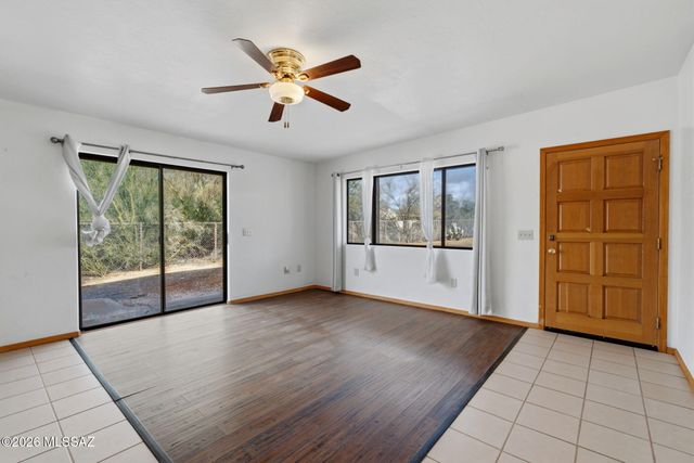 11201 E Hash Knife Circle, Tucson, AZ 85749