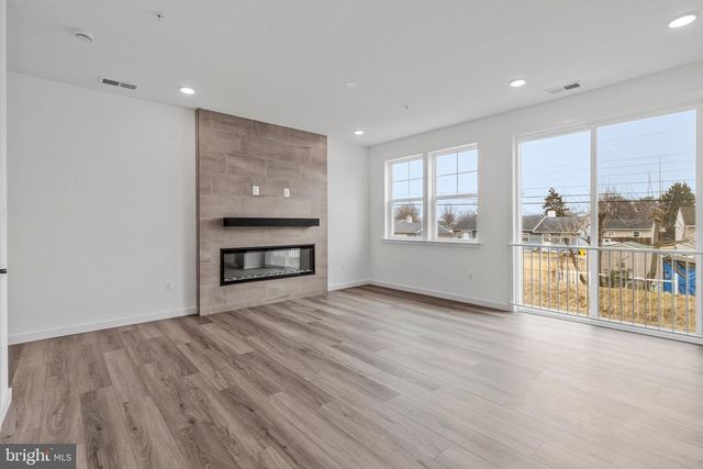 5719 HOWARD DR, Glen Burnie, MD 21060