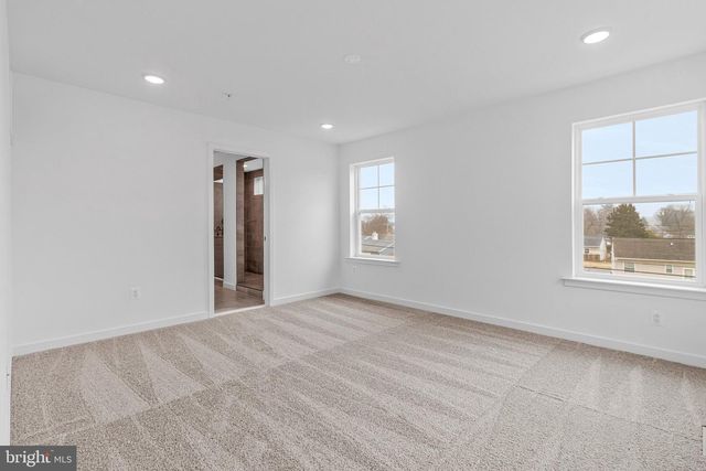 5719 HOWARD DR, Glen Burnie, MD 21060