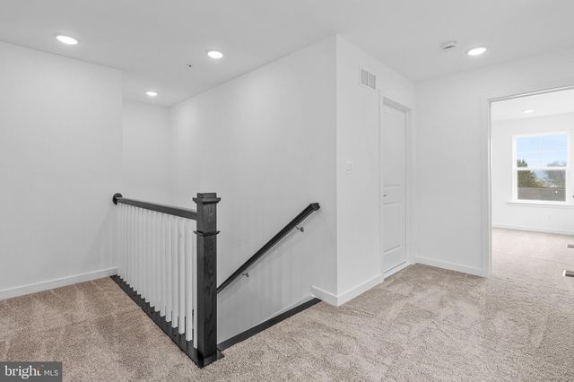 5719 HOWARD DR, Glen Burnie, MD 21060